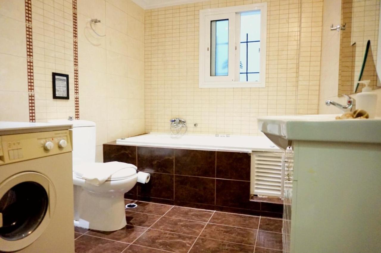 Piraeus Bright Apt Экстерьер фото