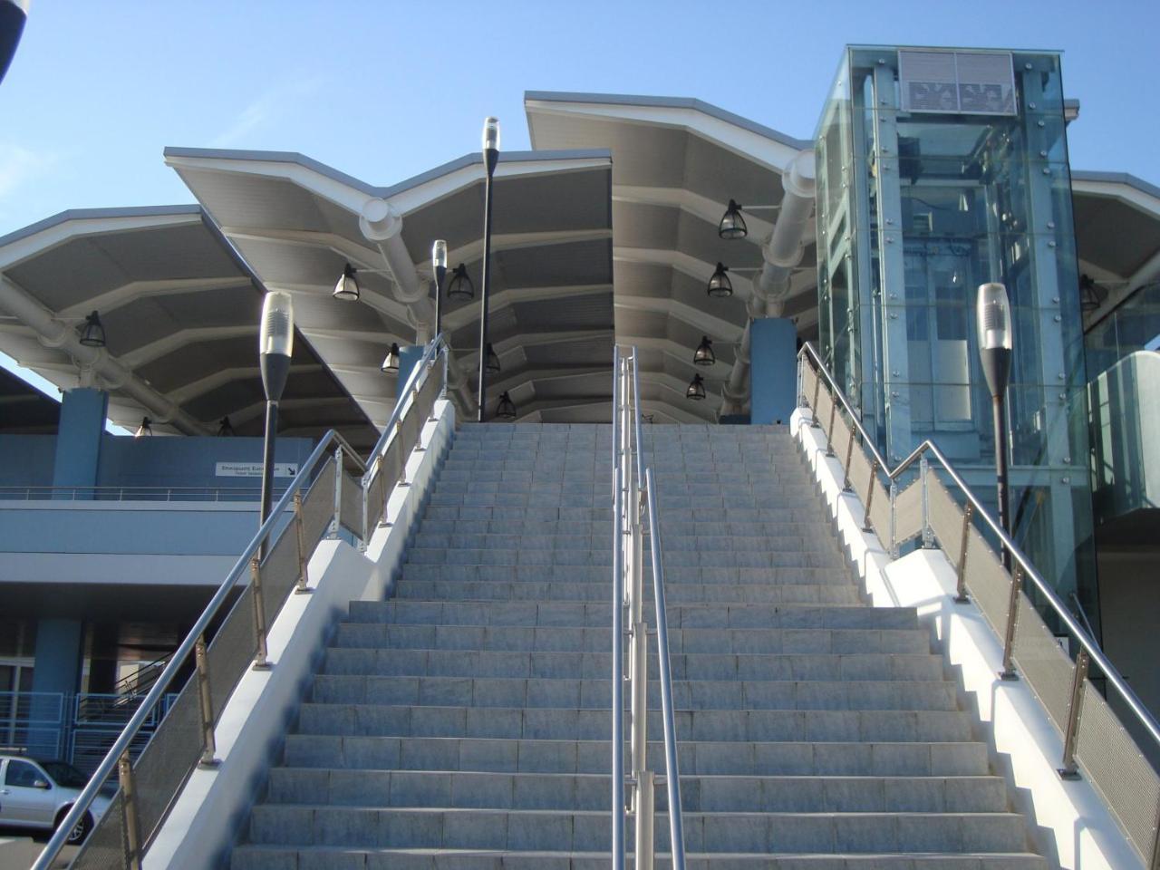Piraeus Bright Apt Экстерьер фото